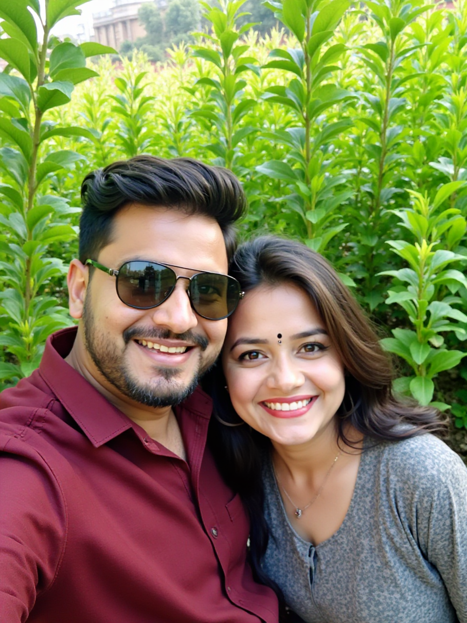 Sunny Selfie Duo